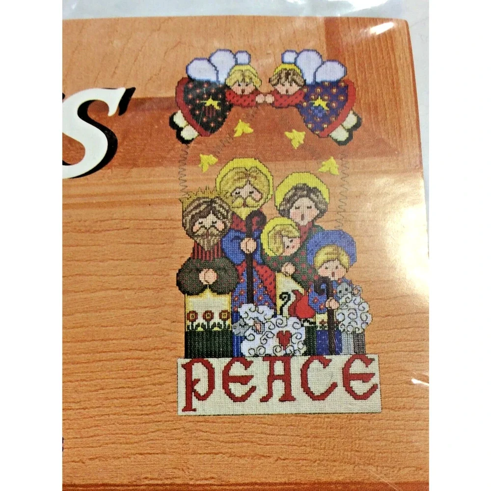 Greeters Plastic Canvas Kit 1432 Christmas Door Wall Hanging Snowman Peace 10x19